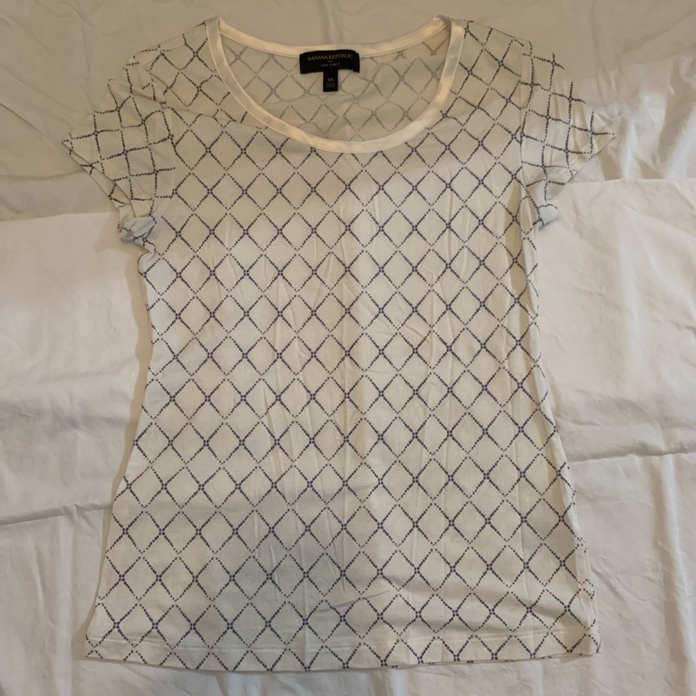 Size XS Banana Republic t-shirt